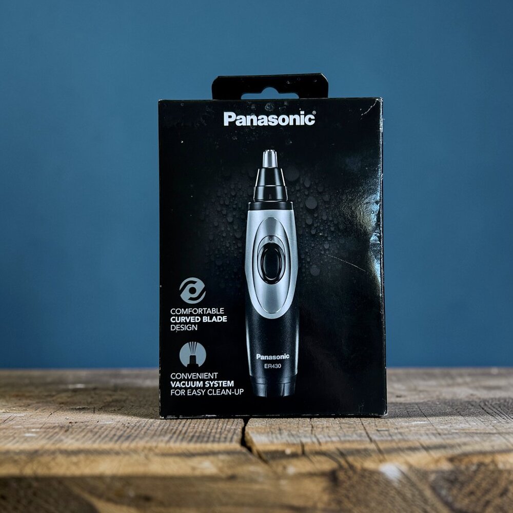 Panasonic Nose Hair Trimmer and Ear Hair Trimmer ER430K, Vacuum Cleaning System